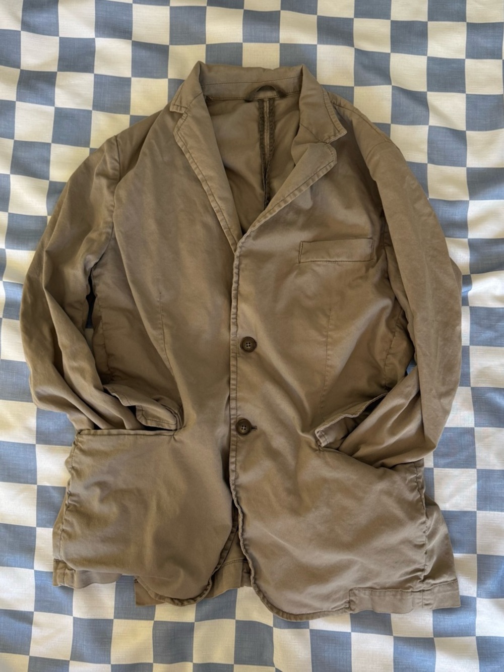 Woman’s Lightweight Shirt Jacket in Taupe Brown
